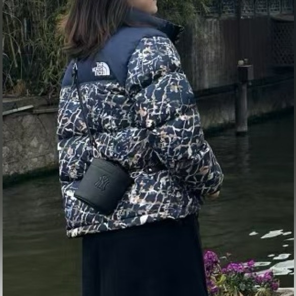 NWT❗️ The North Face Wms 1996 Retro Nuptse Jacket 700Fill Down Size Large - Picture 11 of 11